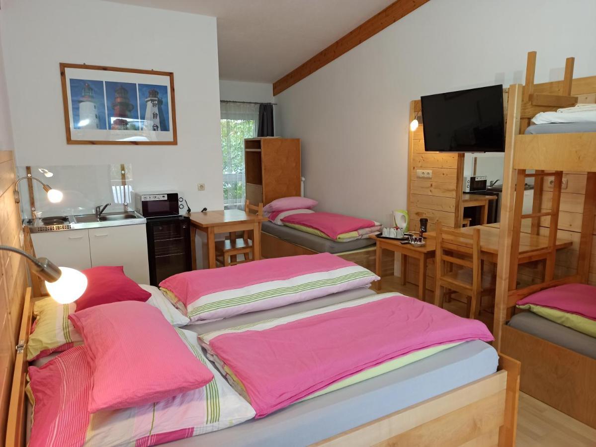 Max Motel Hinterzhof Exteriör bild